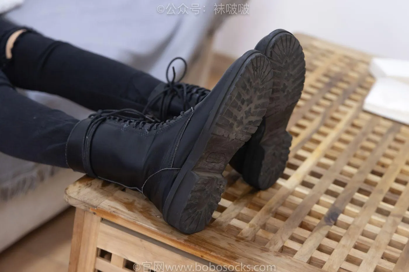 [BoBoSocks袜啵啵]NO.061 稚予-短靴、白棉袜、裸足 [145P]插图2